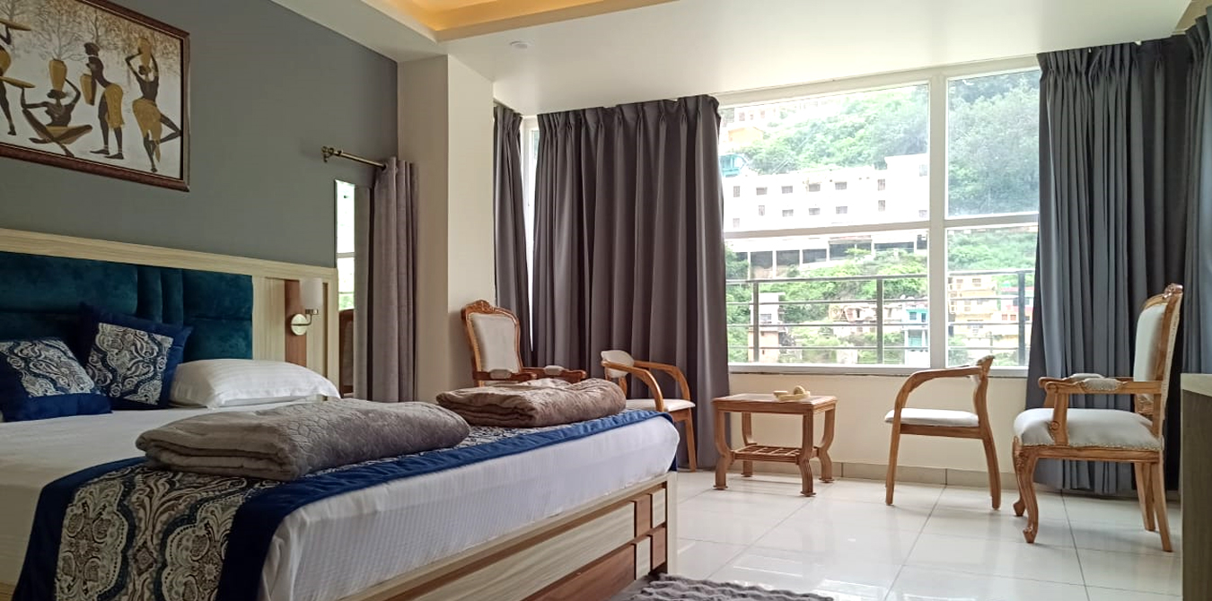 Super Deluxe Sangam Facing